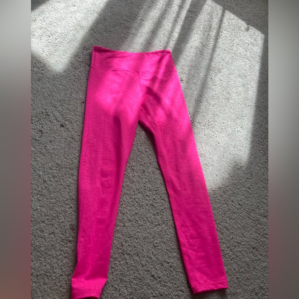 Zyia camo bright pink leggings size 4 worn once